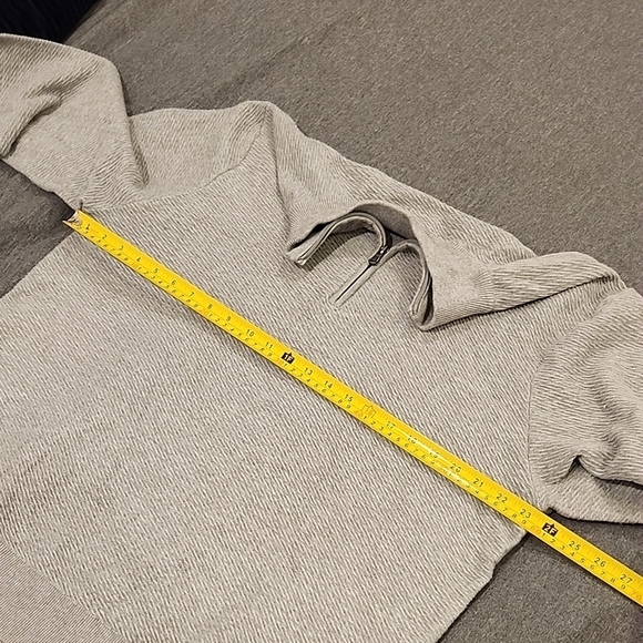 Michael Kors Gray Men's Sweater size XL! - Picture 7 of 9